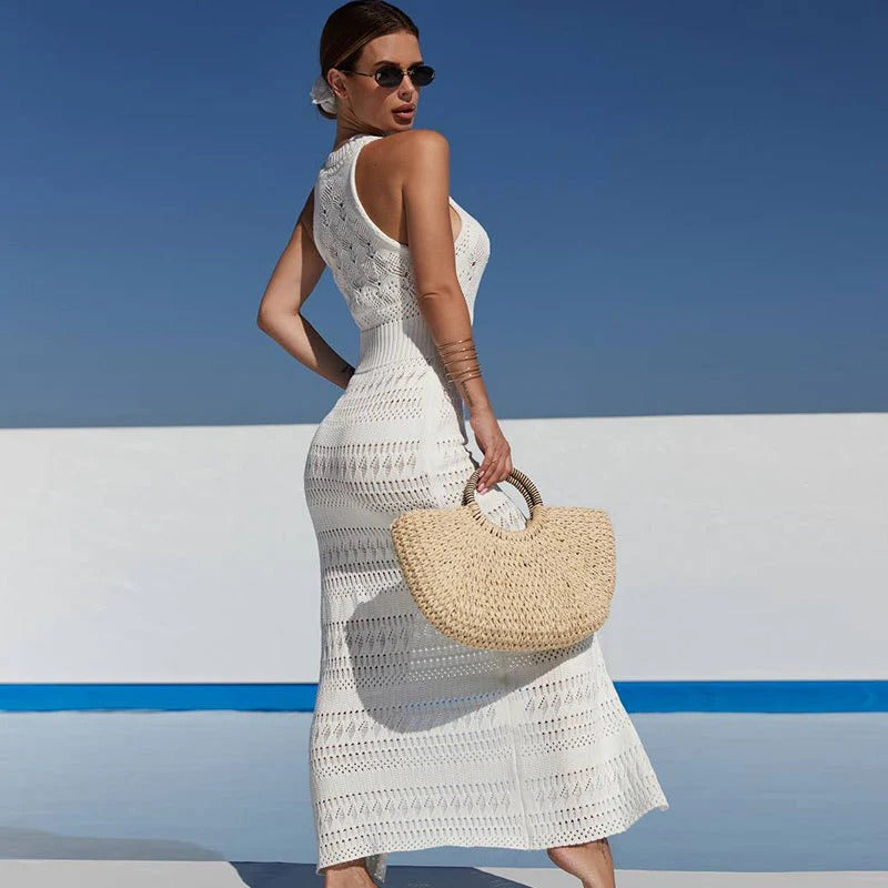 Robe Longue en Maille Ajourée – Col Haut & Fente Latérale